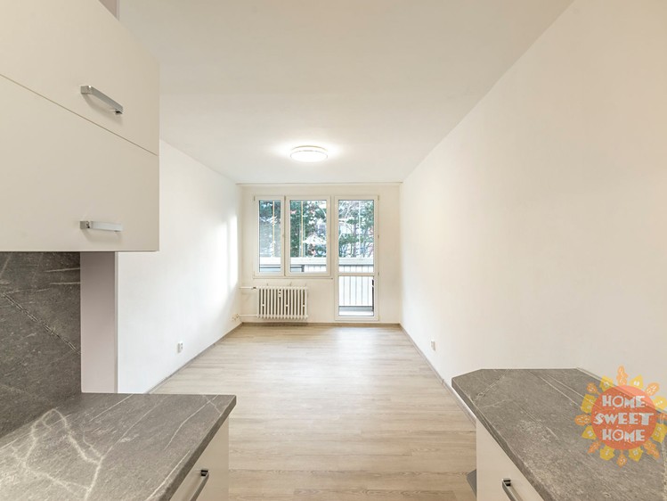 Pronájem bytu 2+kk, 48 m² (5 z 21)