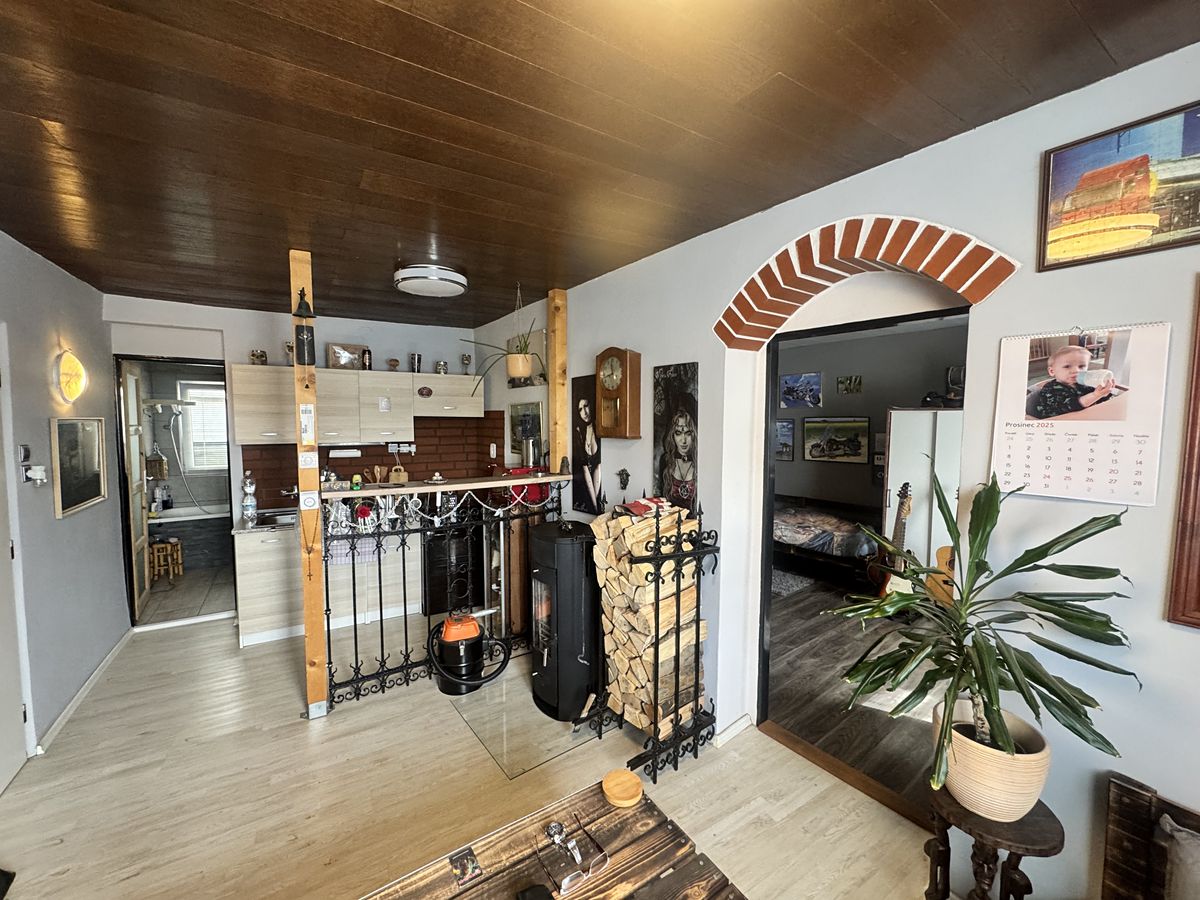 Prodej rodinného domu 130 m², pozemek 207 m² – fotografie 2