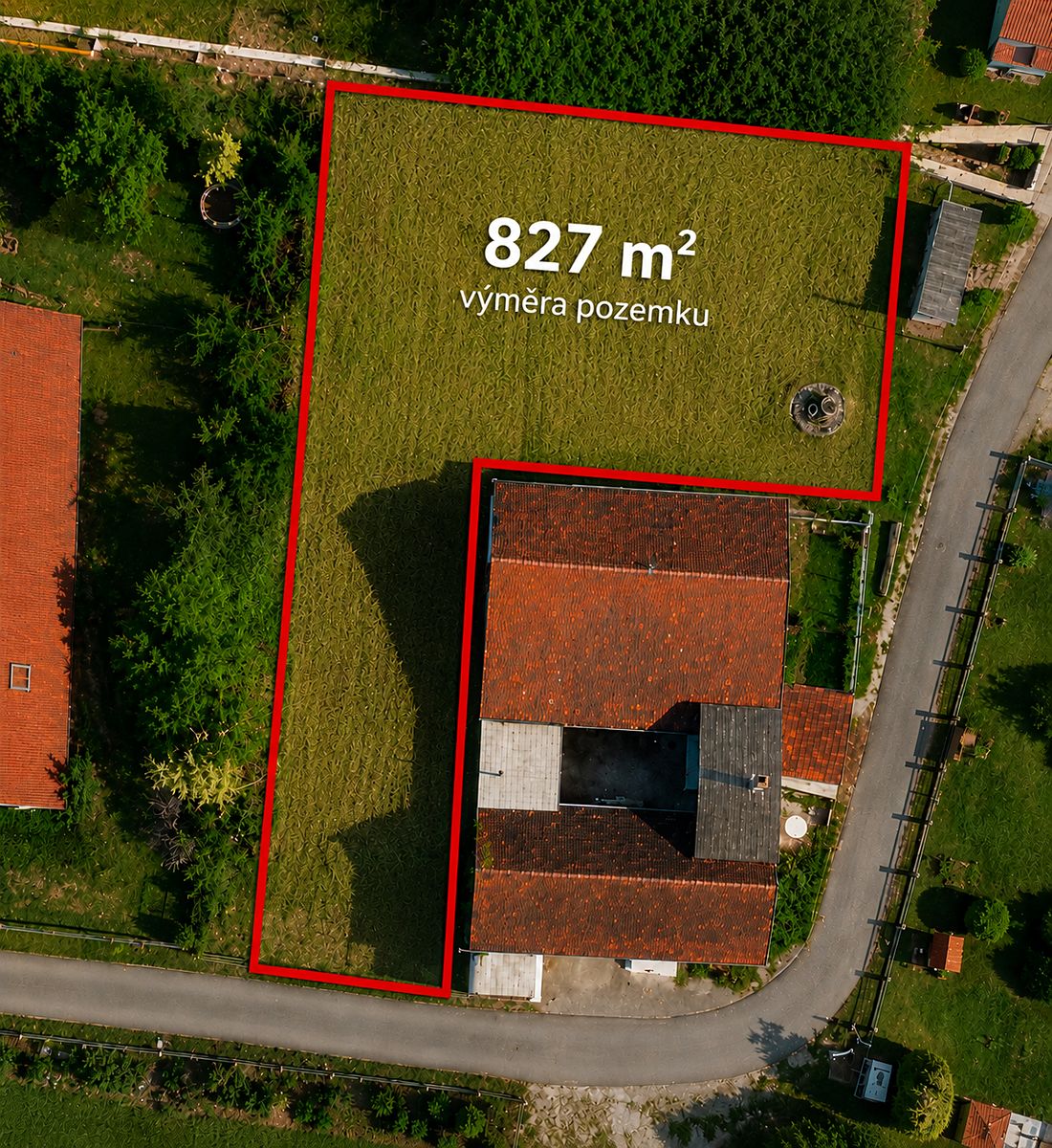 Prodej stavebního pozemku 827 m² – fotografie 3