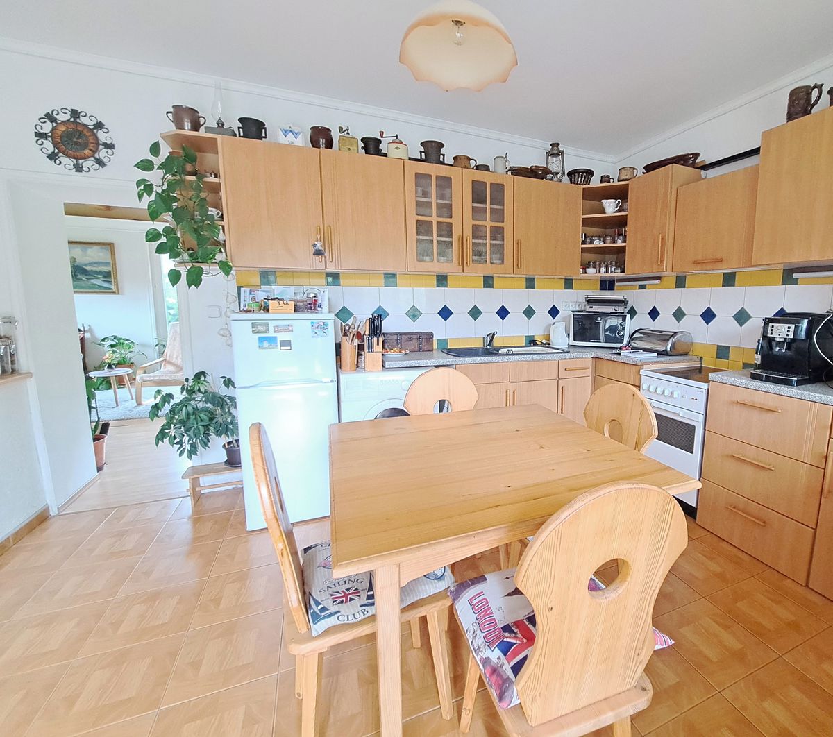 Prodej rodinného domu 180 m², pozemek 2500 m²