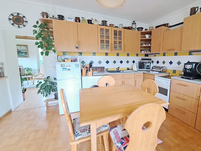 Prodej rodinného domu 180 m², pozemek 2500 m², Pozděchov – náhled fotky 1