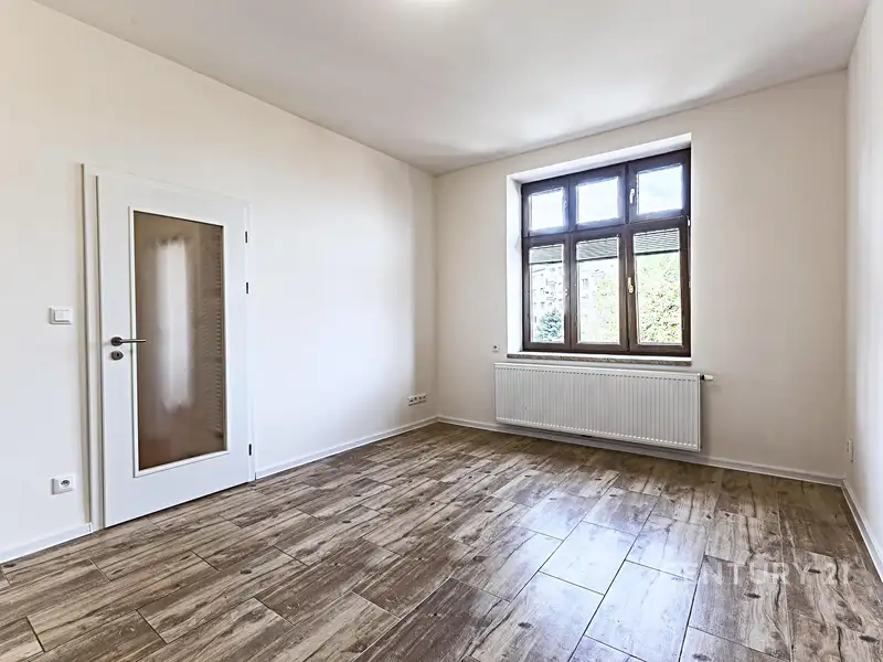 Pronájem bytu 2+kk 34 m², Kladno – náhled fotky 3