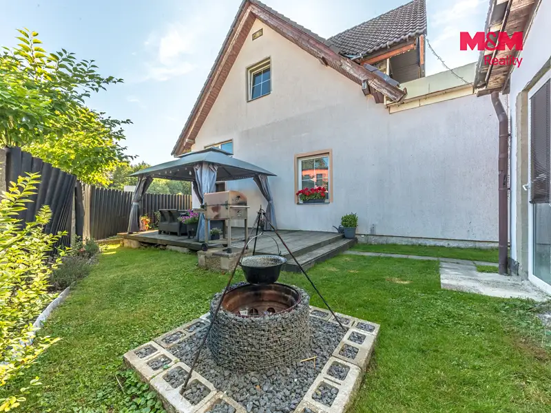 Prodej rodinného domu 250 m², pozemek 622 m², Jablonec nad Nisou – náhled fotky 3