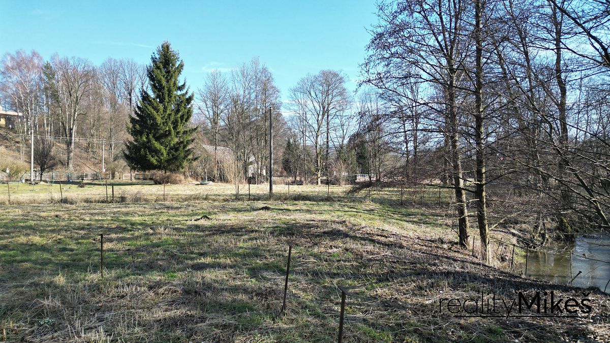 Prodej stavebního pozemku 2359 m² – fotografie 3