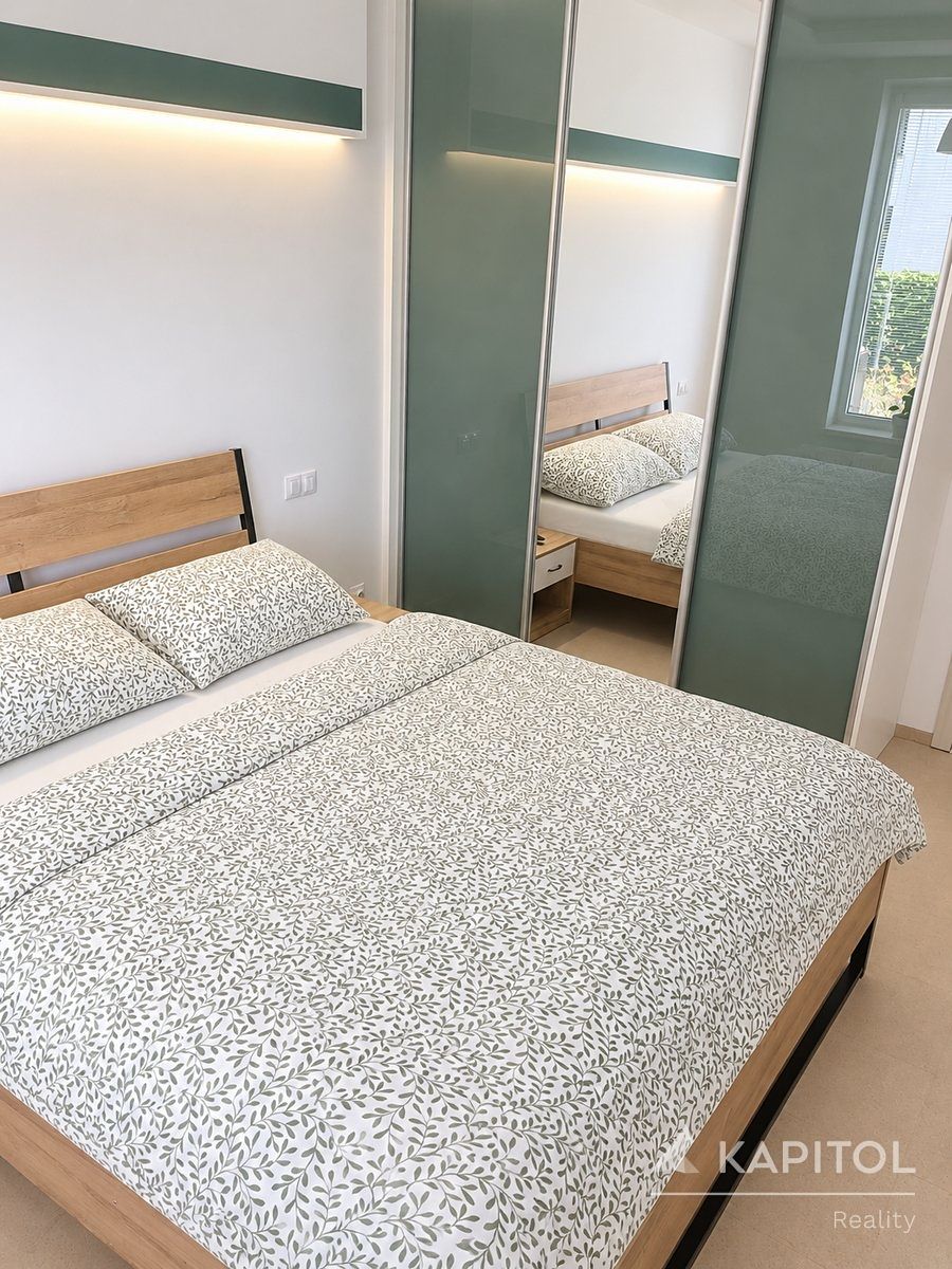 Pronájem bytu 2+kk 50 m² – fotografie 4