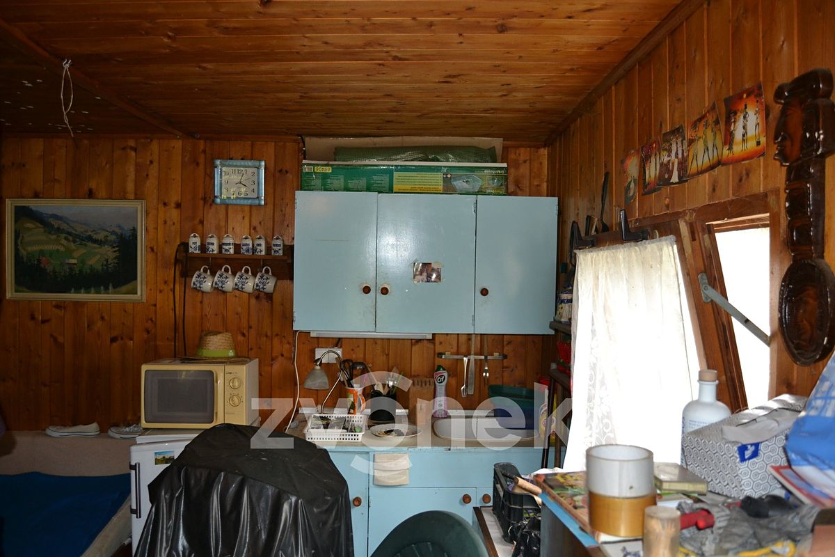 Prodej chaty 12 m², pozemek 14 m² – fotografie 4