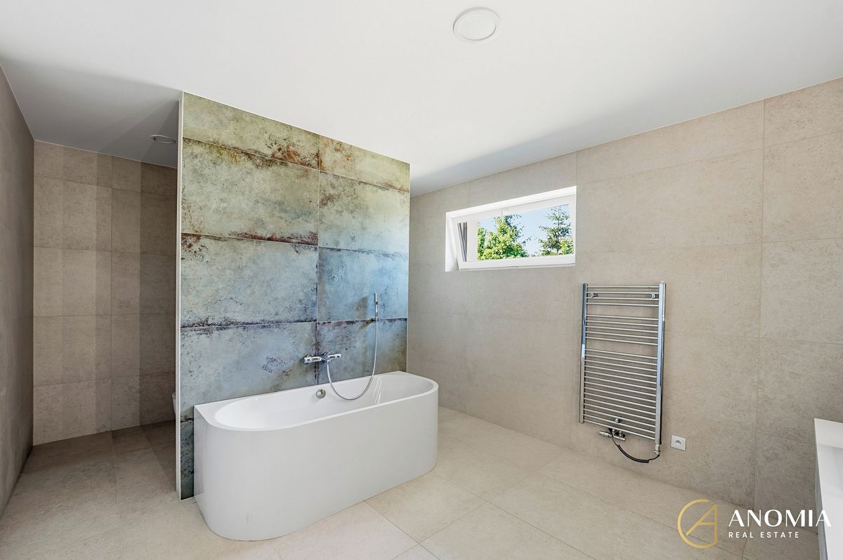 Prodej rodinného domu 189 m², pozemek 2124 m² – fotografie 5