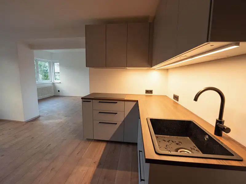 Pronájem bytu 4+kk 72 m², Praha – náhled fotky 2