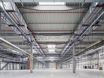 Pronájem skladového prostoru 5300 m²