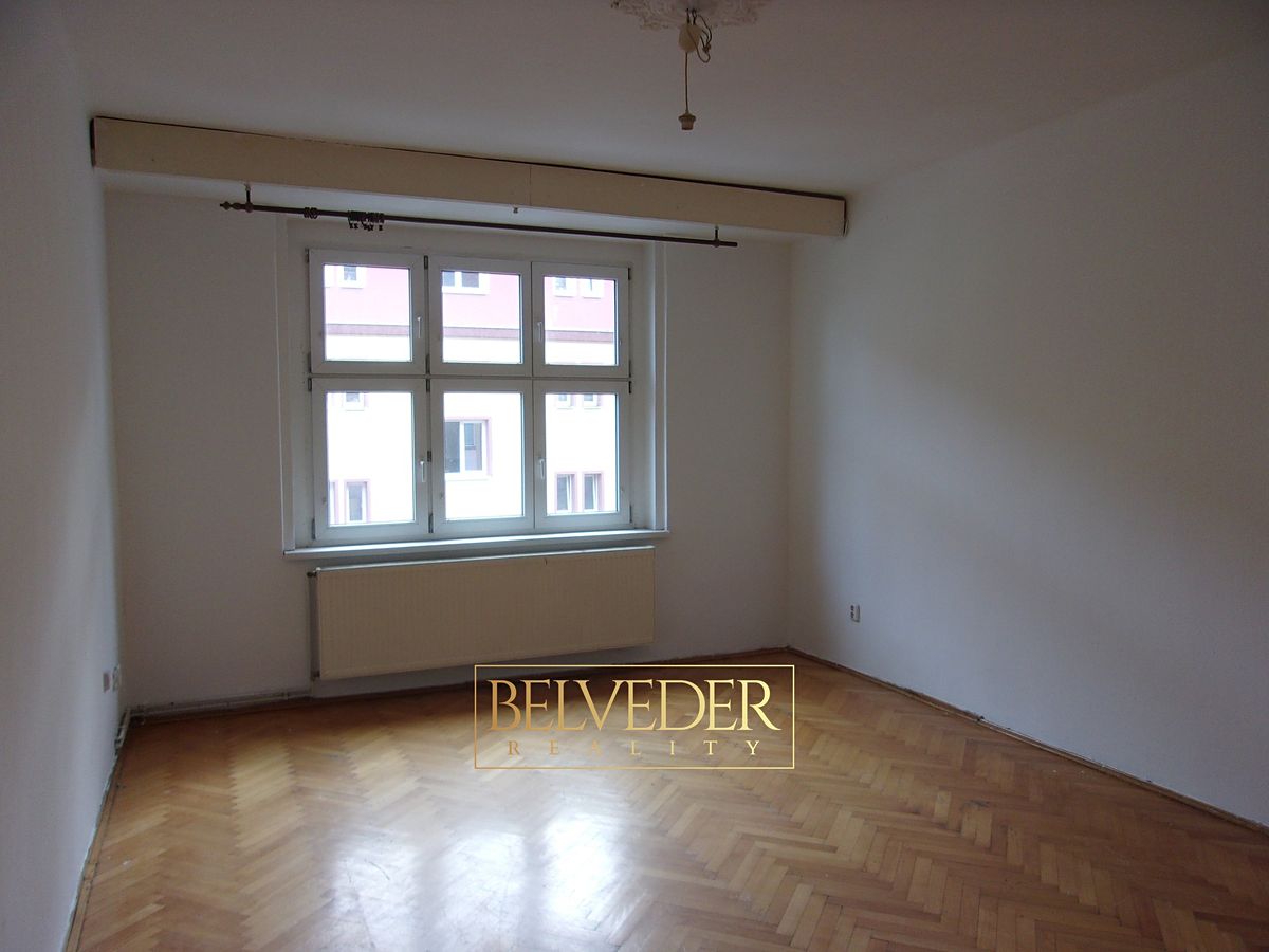 Pronájem bytu 2+1 70 m² – fotografie 4