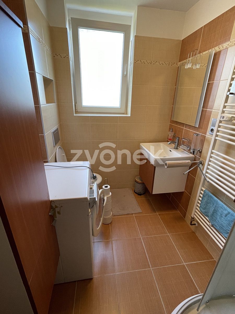 Pronájem bytu 3+1 75 m² – fotografie 4