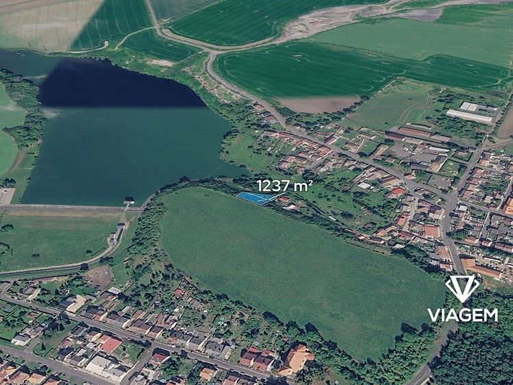 Grundstück zum Kauf, 1.237 m² (1 von 5)