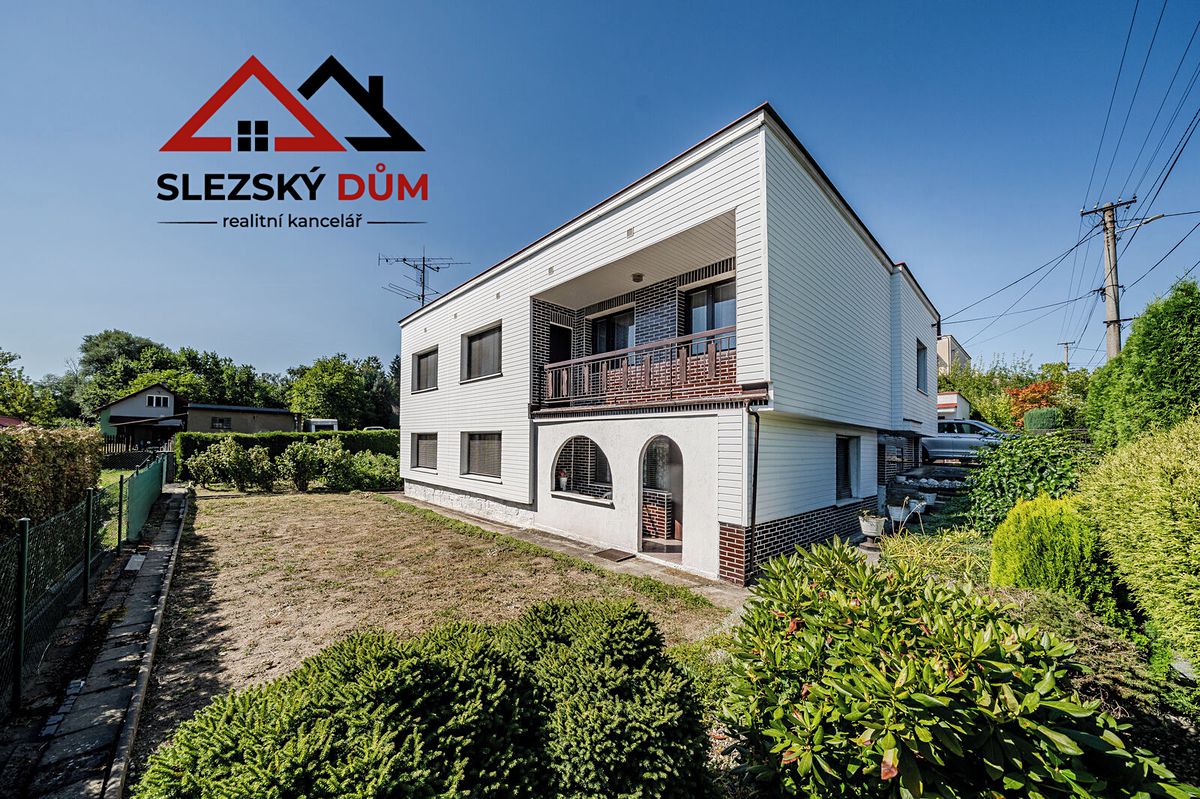 Prodej rodinného domu 200 m², pozemek 524 m² – fotografie 2