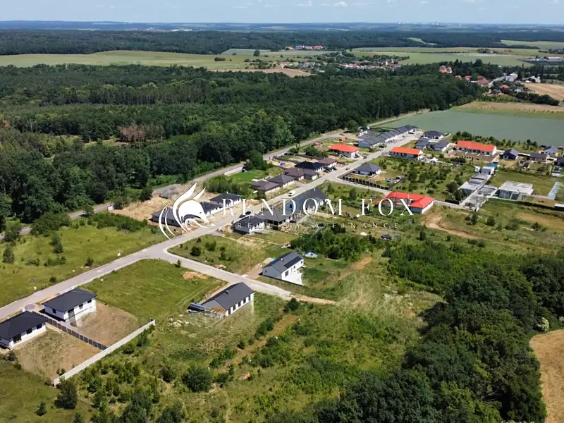 Prodej stavebního pozemku 750 m², Kravsko – náhled fotky 2