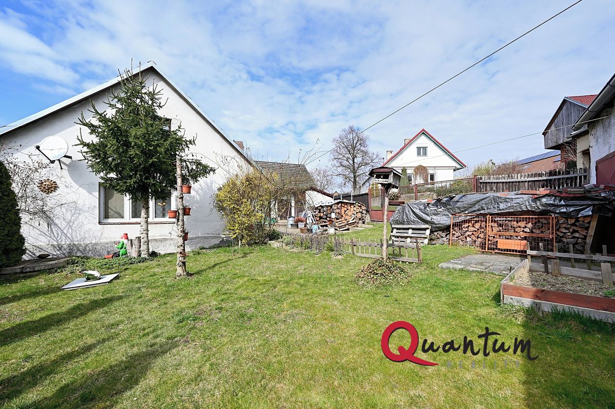 Prodej rodinného domu 135 m², pozemek 648 m² – fotografie 4