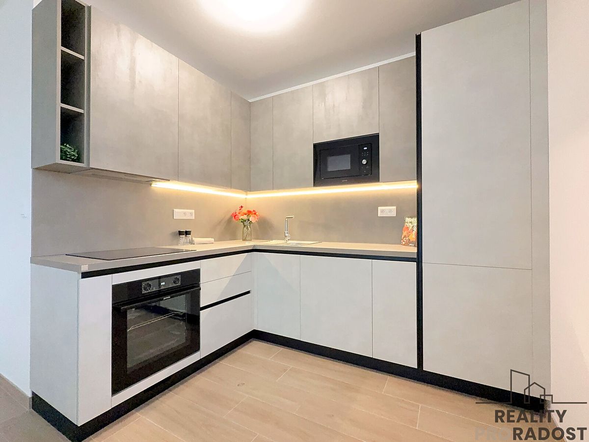 Pronájem bytu 2+kk 56 m²