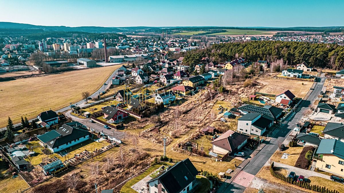 Prodej stavebního pozemku 675 m² – fotografie 3