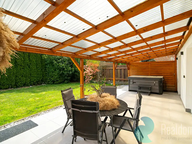 Prodej rodinného domu 144 m², pozemek 440 m², Vidov – náhled fotky 1