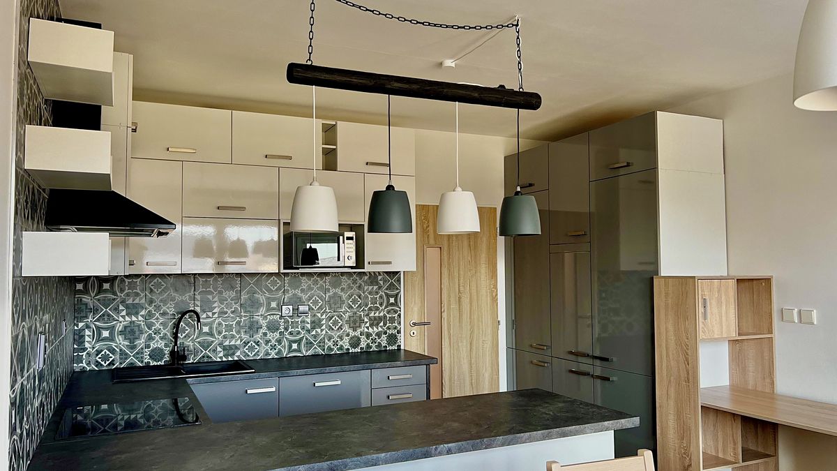 Pronájem bytu 4+kk 109 m² – fotografie 2