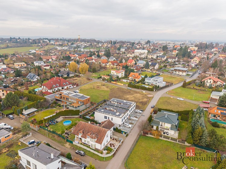 Pronájem bytu 4+kk, 149 m² (21 z 21)
