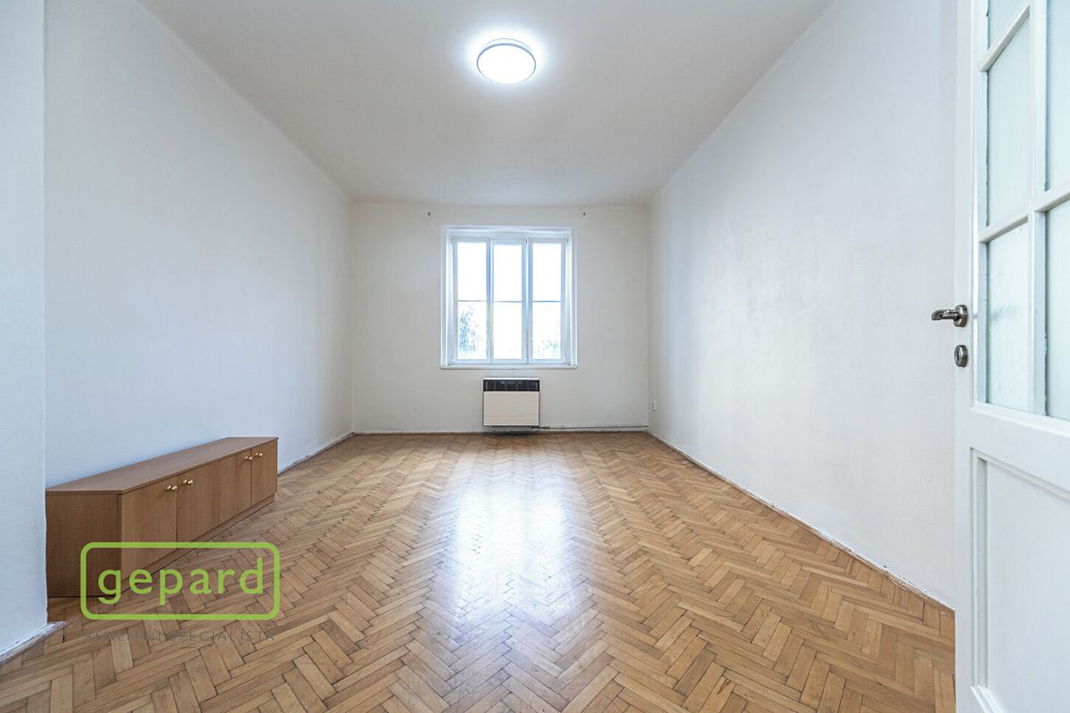 Pronájem bytu 2+kk 46 m² – fotografie 3