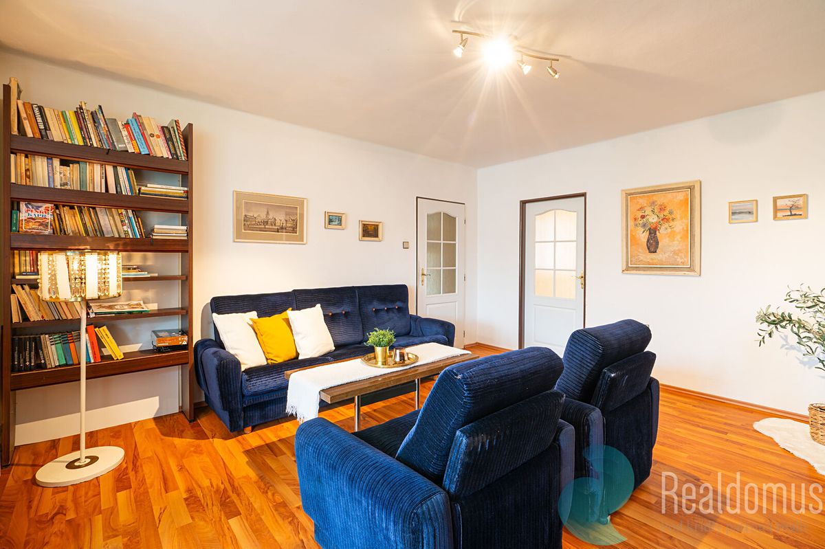 Prodej rodinného domu 164 m², pozemek 811 m² – fotografie 5