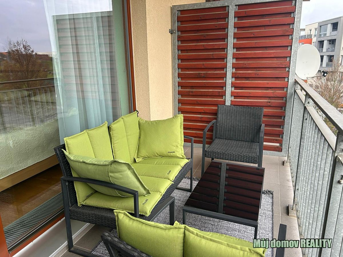 Pronájem bytu 2+kk 67 m² – fotografie 4