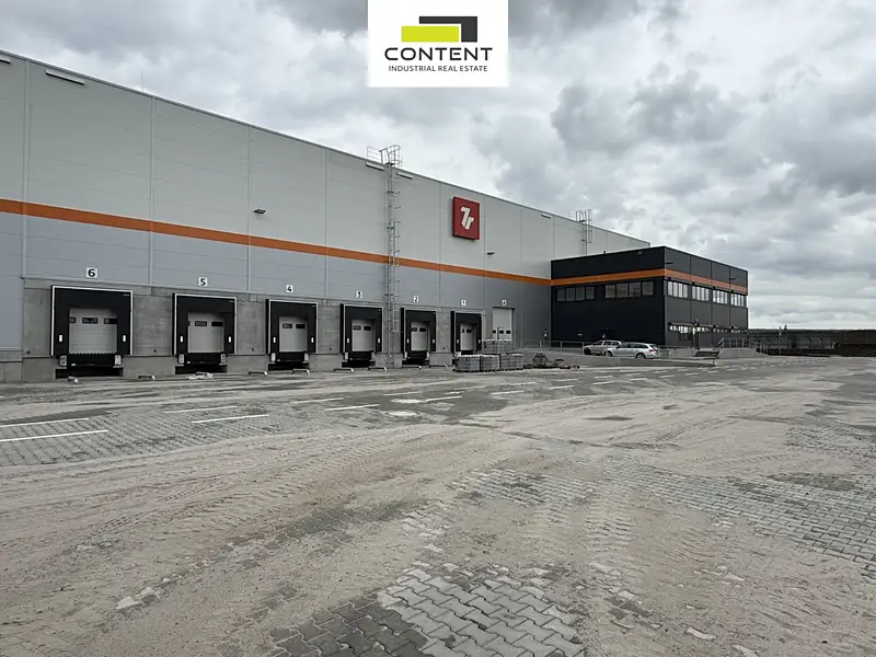 Pronájem výrobní haly, prostoru 7000 m², Měnín – náhled fotky 2