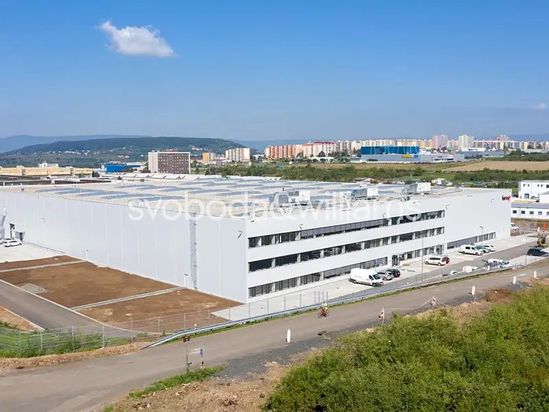 Pronájem výrobní haly, prostoru 8712 m², Most – náhled fotky 1