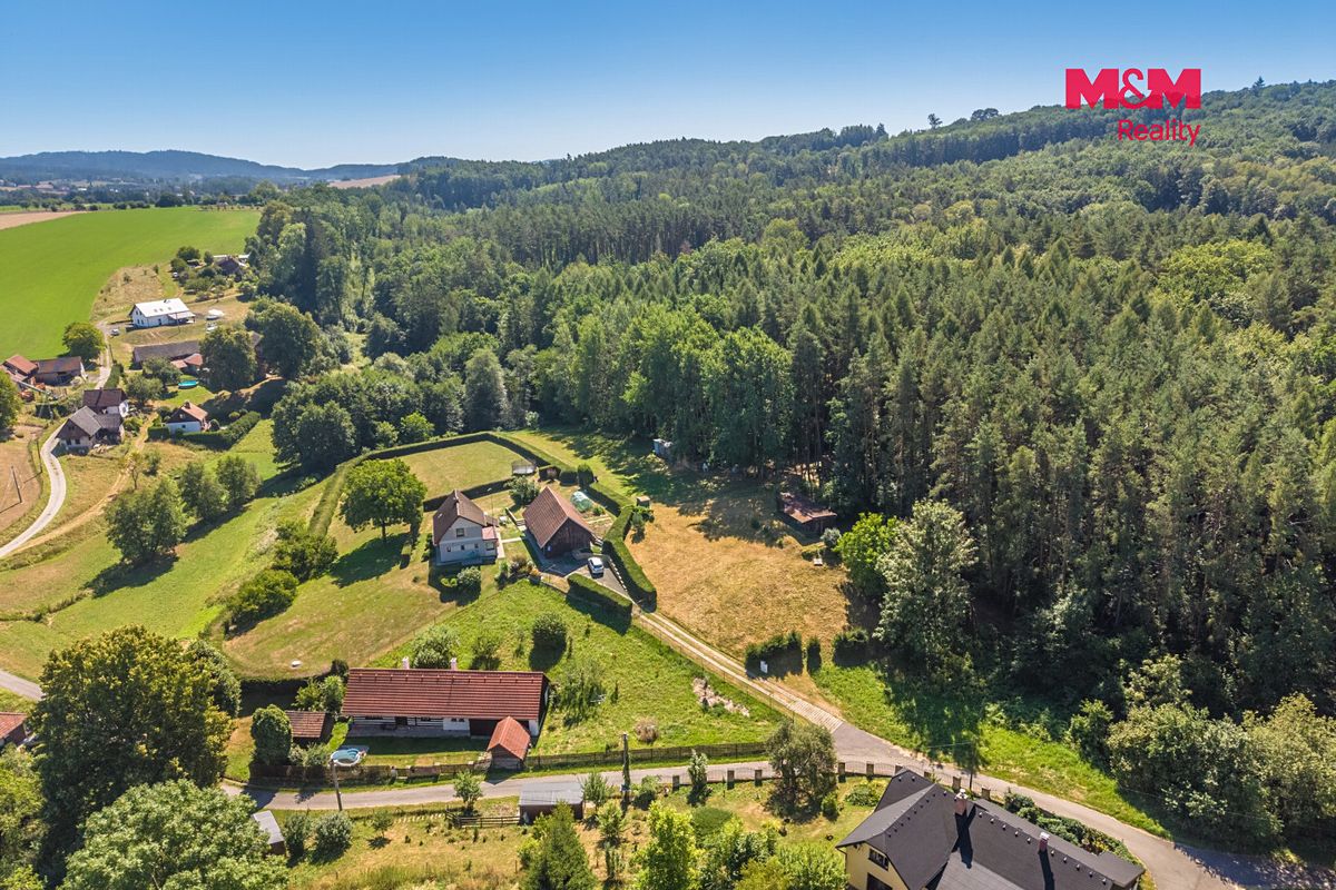Prodej stavebního pozemku 1276 m² – fotografie 3
