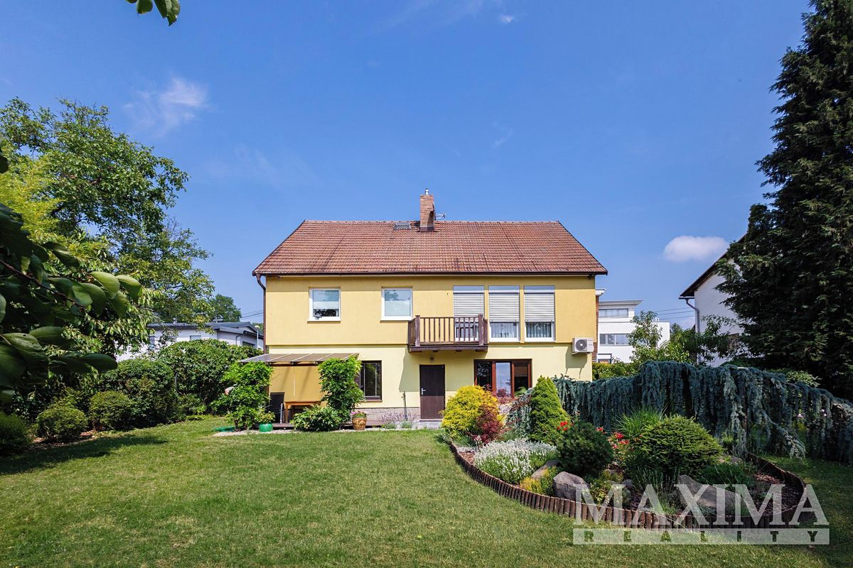 Prodej rodinného domu 270 m², pozemek 790 m² – fotografie 5