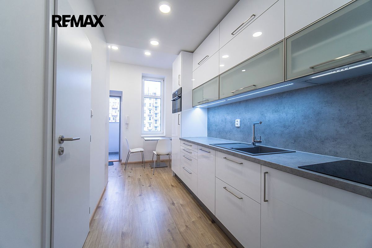 Pronájem bytu 1+1 31 m² – fotografie 2