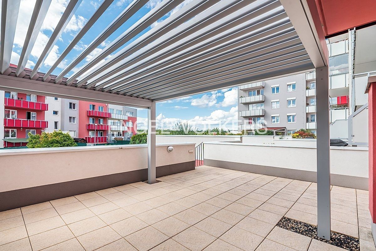 Pronájem bytu 2+kk 50 m² – fotografie 3