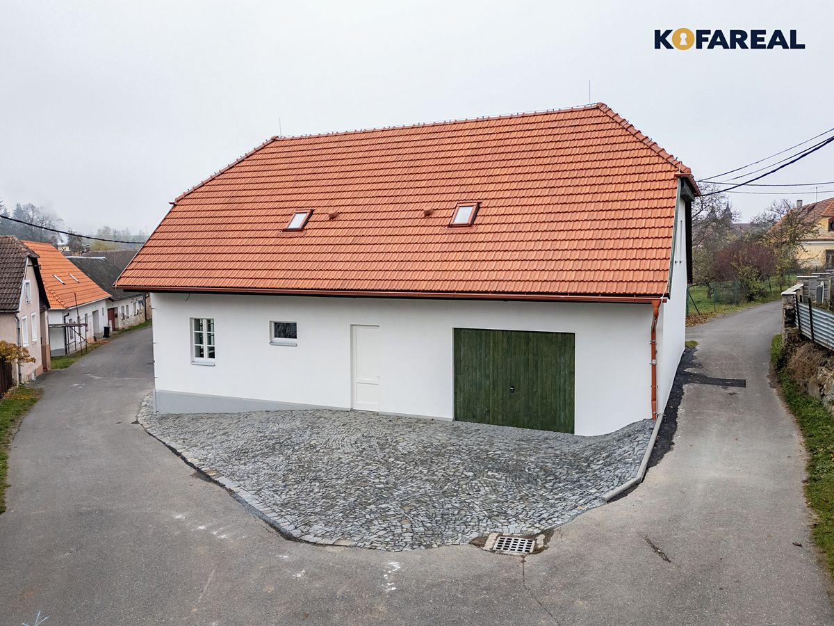 Prodej vícegeneračního domu 200 m², pozemek 151 m² – fotografie 3