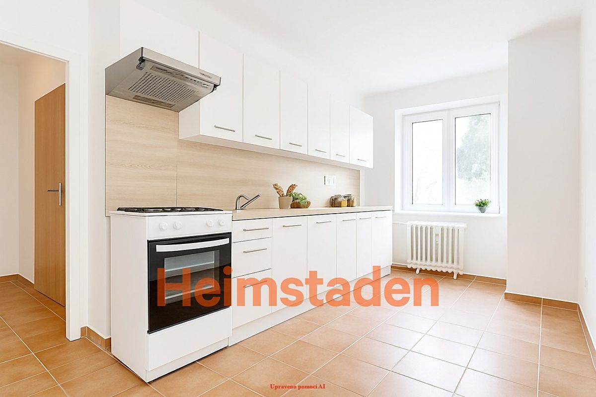 Pronájem bytu 1+1 38 m²