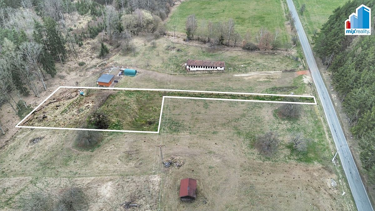 Prodej stavebního pozemku 2036 m²