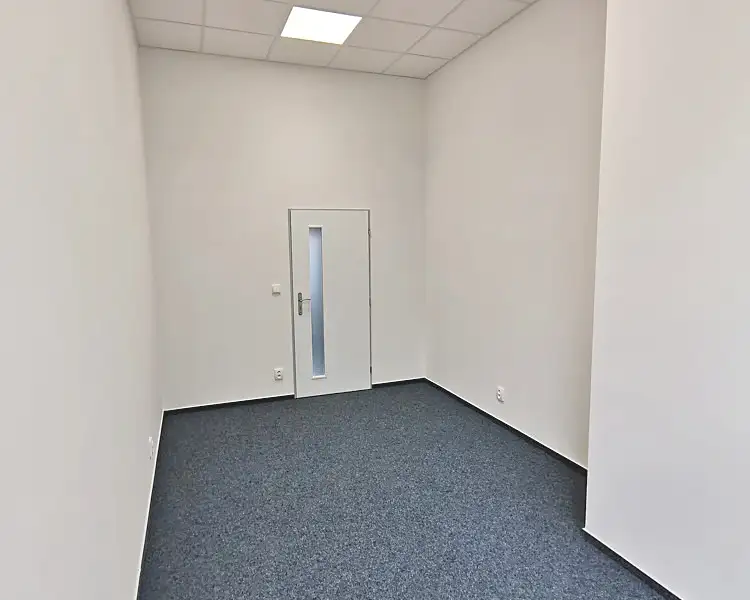 Pronájem kanceláře 16 m², Praha – náhled fotky 2