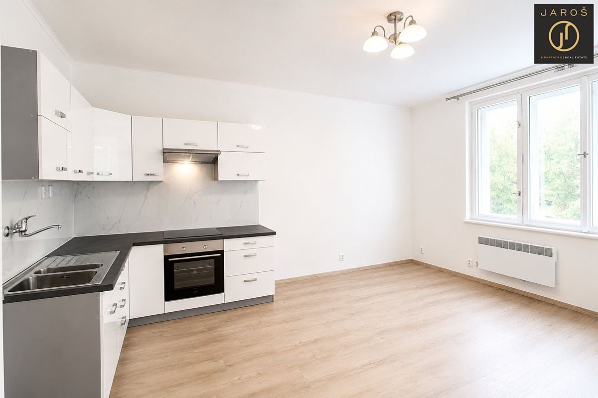 Pronájem bytu 2+kk 55 m² – fotografie 5
