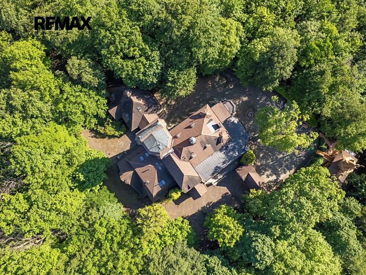 Комерційне приміщення на продаж, 1 500 м² (16 з 38)