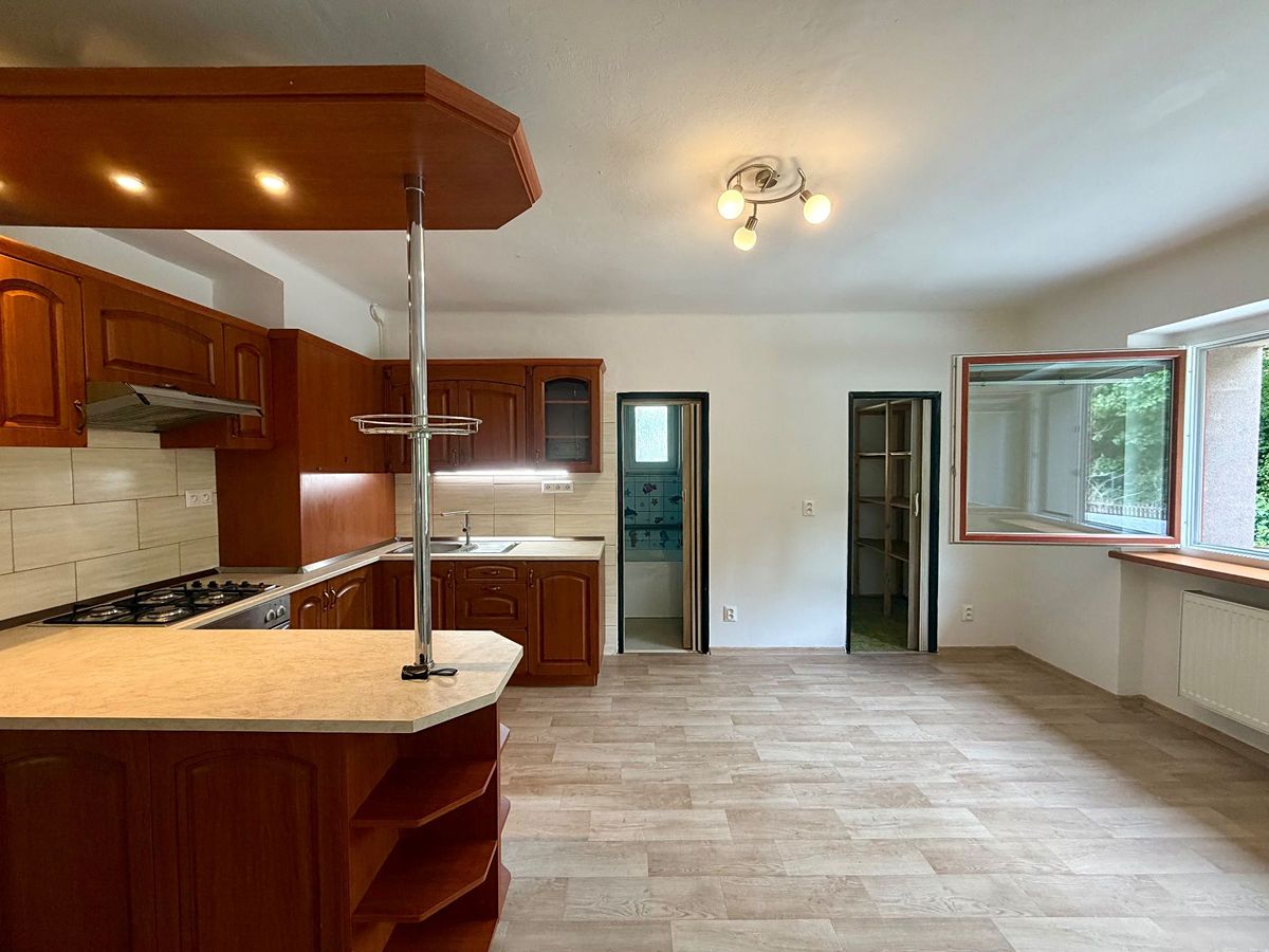 Pronájem bytu 3+1 80 m²