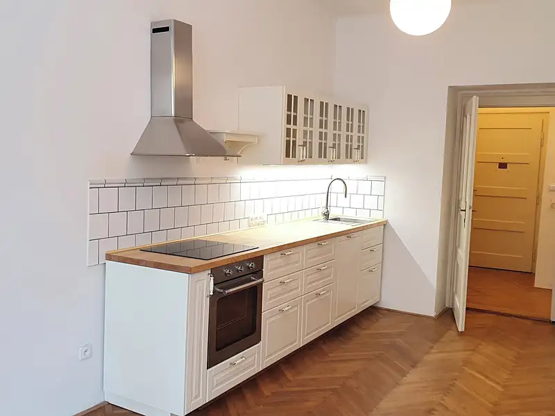 Pronájem bytu 3+1 96 m², Praha – náhled fotky 3