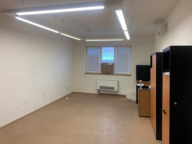 Комерційне приміщення в оренду, 1 168 м² (12 з 20)