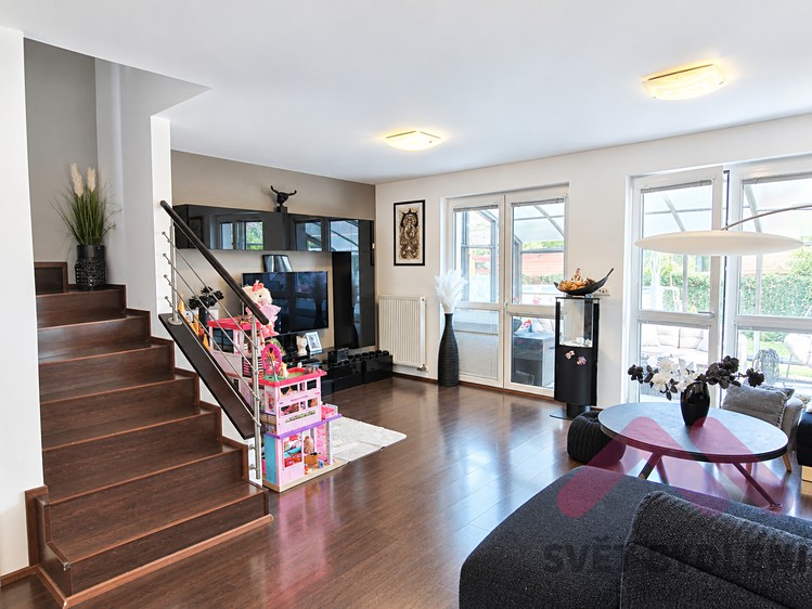Prodej domu, 187 m² (4 z 23)