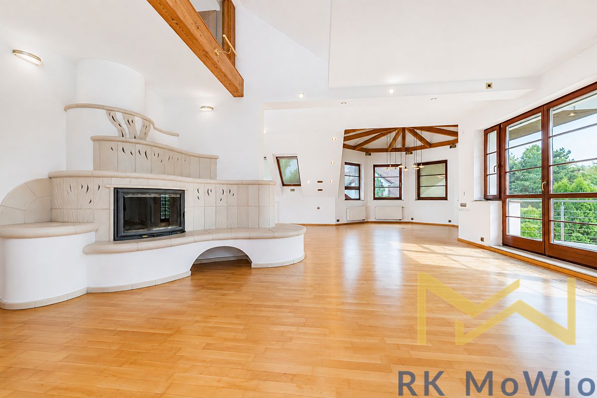 Pronájem vily 450 m², pozemek 820 m²