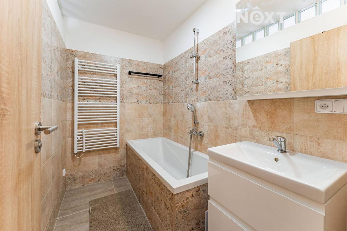 Pronájem bytu 3+kk 47 m² – fotografie 3
