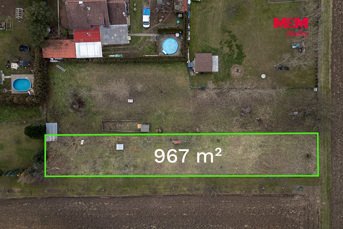 Prodej stavebního pozemku 967 m² – fotografie 2