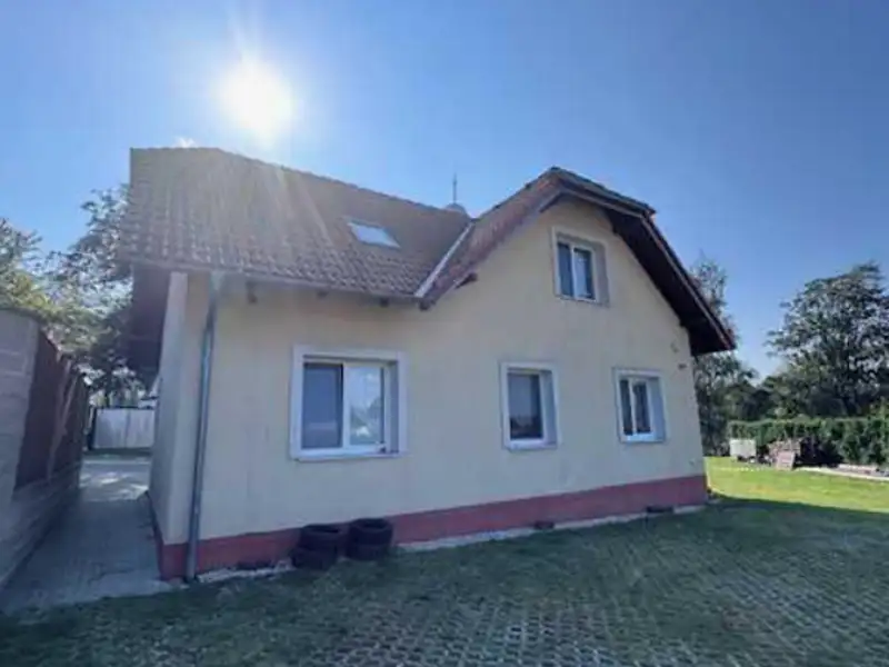 Dražba rodinného domu 260 m², pozemek 1869 m², Jindřichovice – náhled fotky 1
