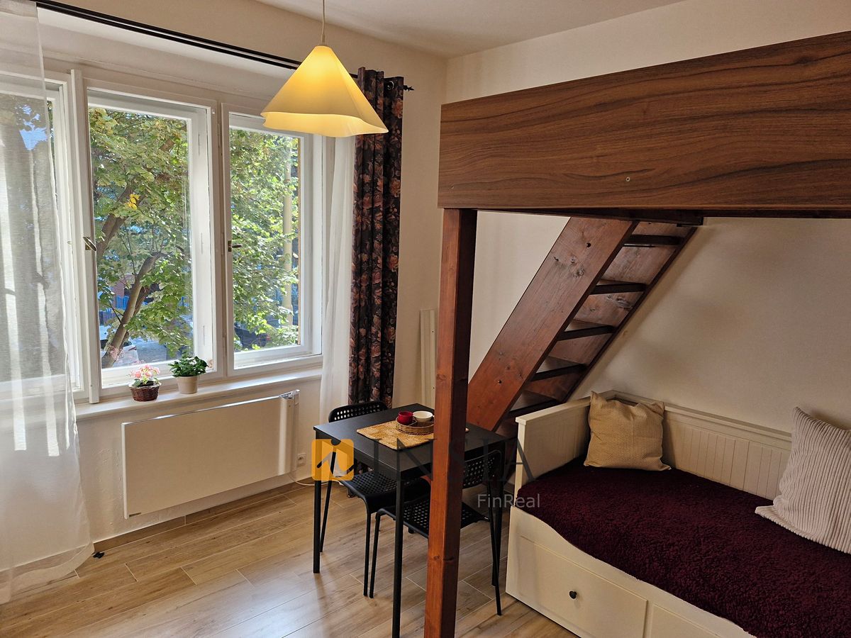 Pronájem bytu 1+kk 25 m² – fotografie 3