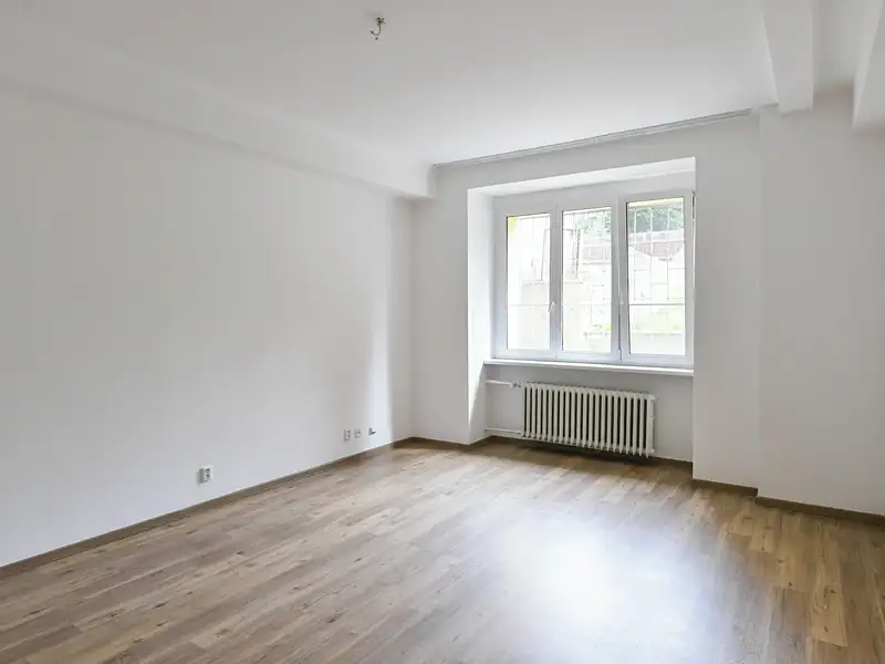 Prodej bytu 2+kk 75 m², Praha – náhled fotky 1
