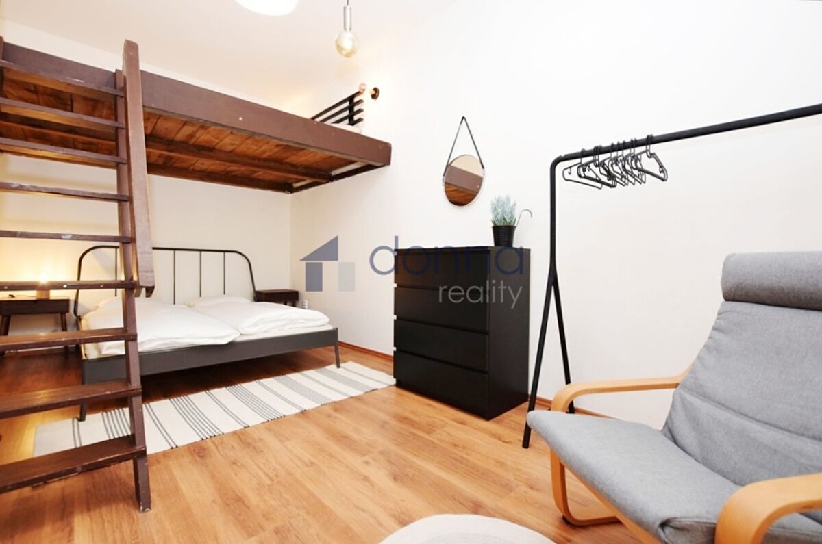 Pronájem bytu 3+kk 71 m² – fotografie 4